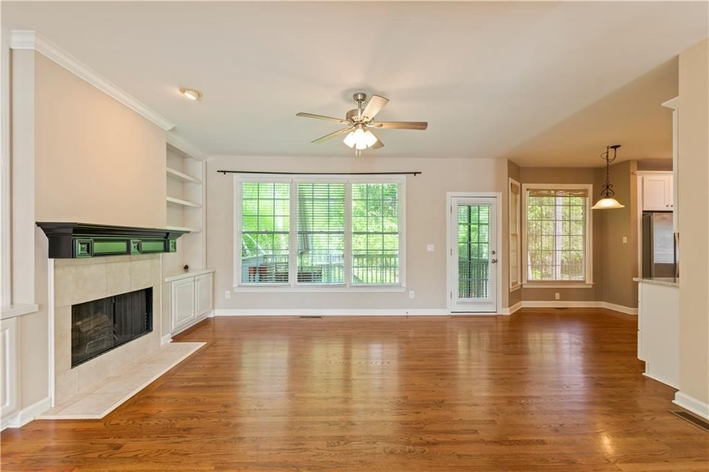 Building Photo - 7205 Fawn Lake Dr