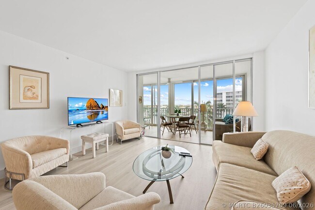 Building Photo - 3300 S Ocean Blvd