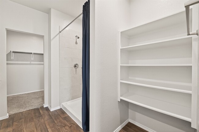 Building Photo - 21500 Rustic Elm Dr