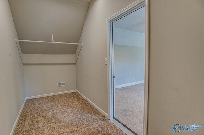 Building Photo - 115 Aedre Wy