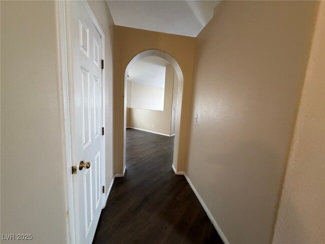 Building Photo - 4241 Ivory Nut St