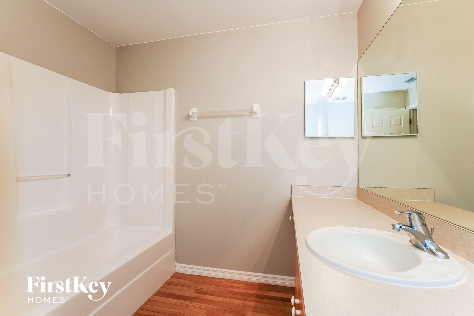 Building Photo - 3726 6th St W