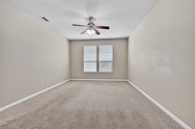 Building Photo - 405 Roger Graves Cir