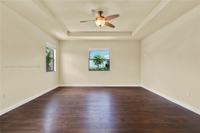 Building Photo - 11923 SW 155th Ct