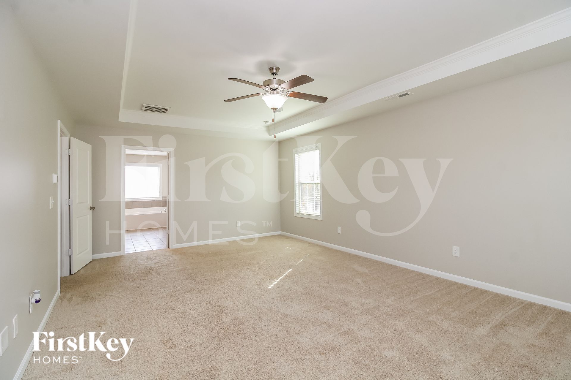 Building Photo - 1833 Ridge Creek Dr