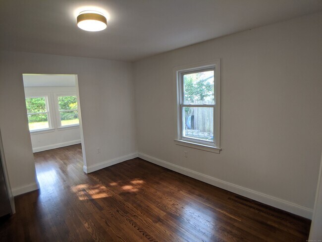 Building Photo - 265 Homeland St