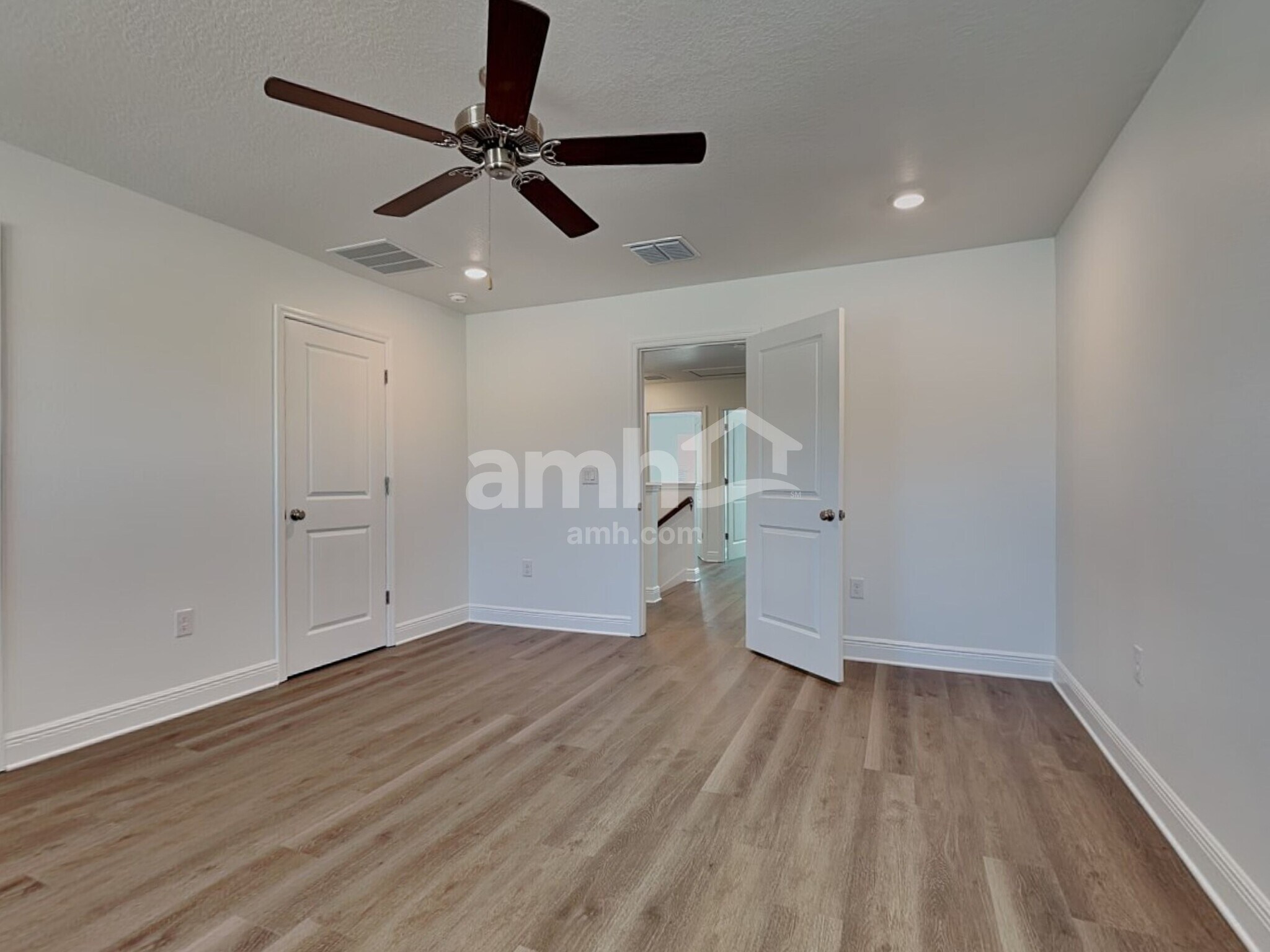 Building Photo - 6756 Atlantic Bch Ave