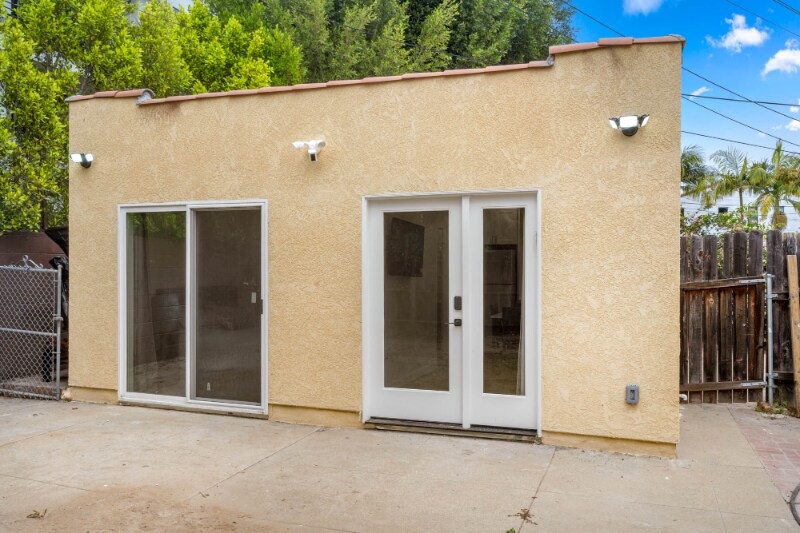 Primary Photo - 1535 S Ogden Dr