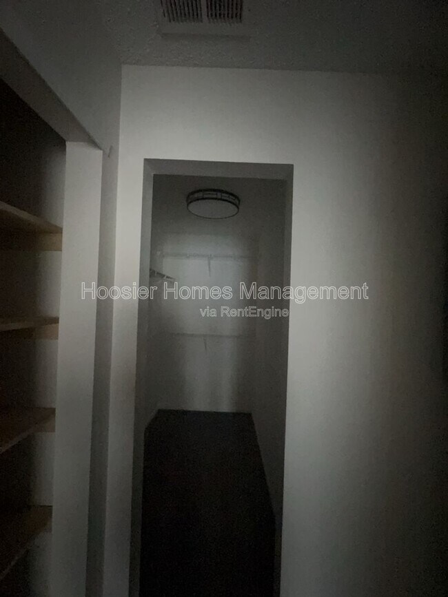 Building Photo - 12653 Loyalty Dr