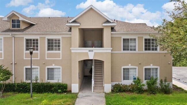 Primary Photo - 9505 Amberdale Ct