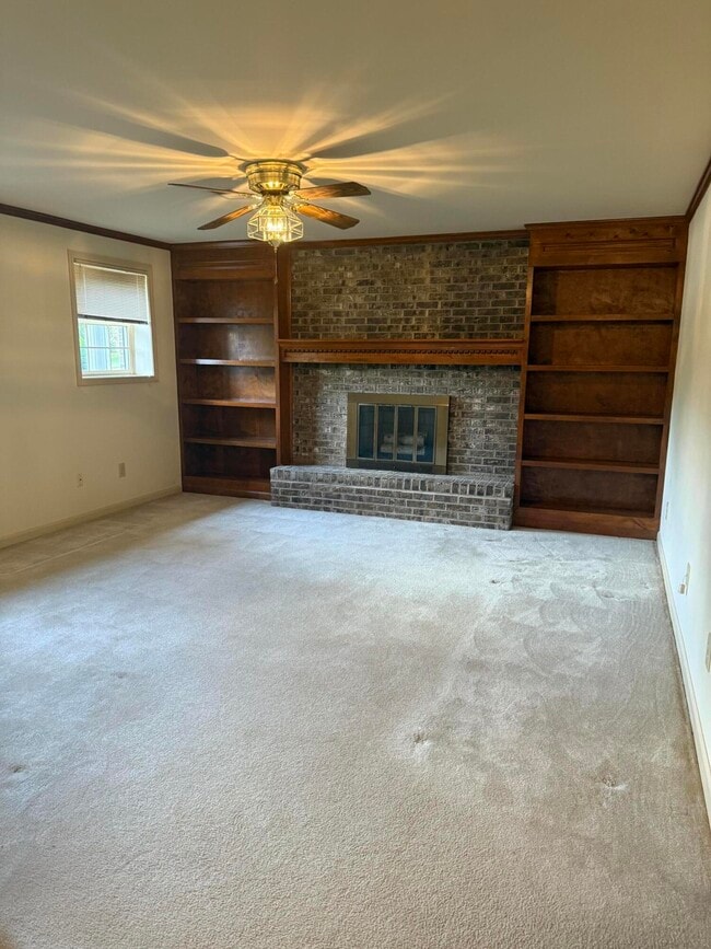 Building Photo - 464 Stone Creek Dr
