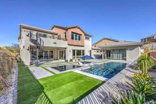 Building Photo - Exquisite 6-bed/ 6-bath residence nestled within the prestigious, guard-gated community of Revere...