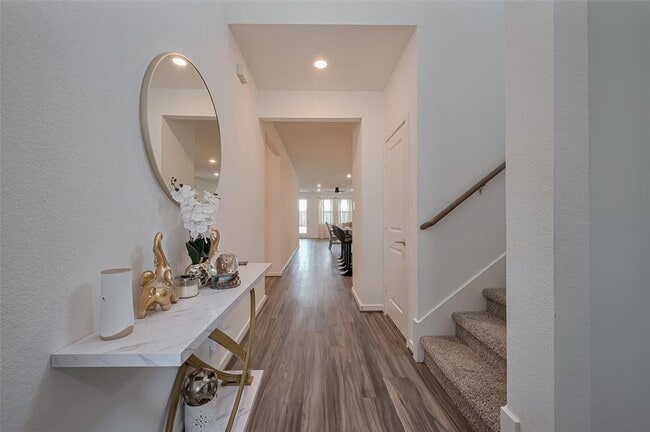 Building Photo - 21611 Shadowbrook Birch Dr