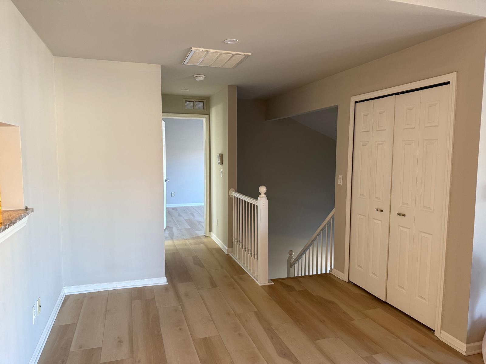 Foyer entry - 5560 Pine Aires Dr