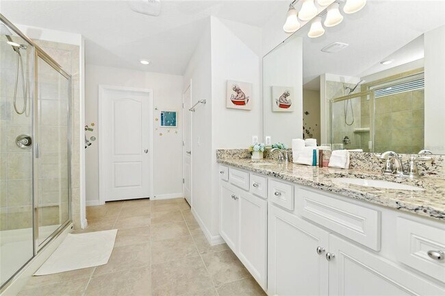 Building Photo - 7212 Oakmoss Loop