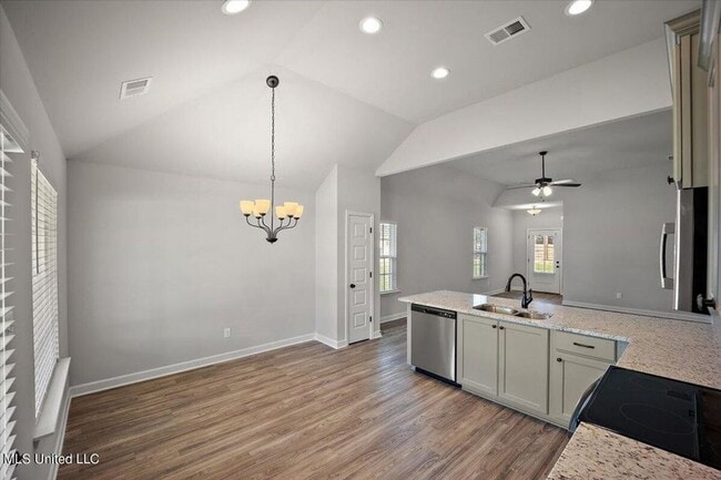 Building Photo - COMING SOON!! HOME ONLY 2 YEARS OLD! 3 BEDROOMS AND A BONUS ROOM