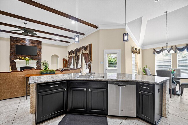Building Photo - 2624 Holbrook Springs Ln