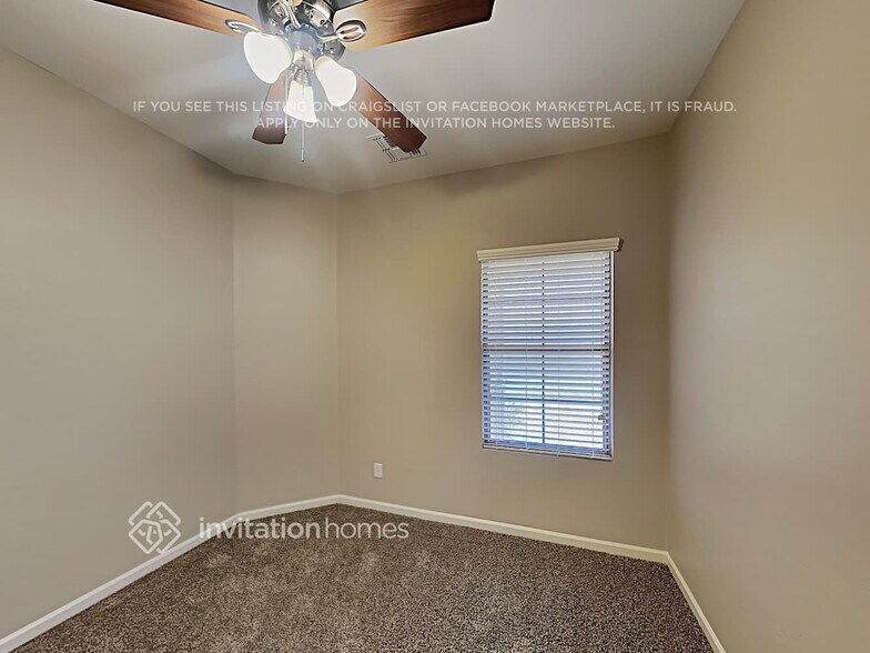 Building Photo - 17021 W Cocopah St