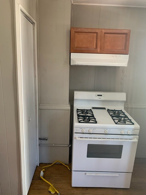 Building Photo - 27 Tilley St