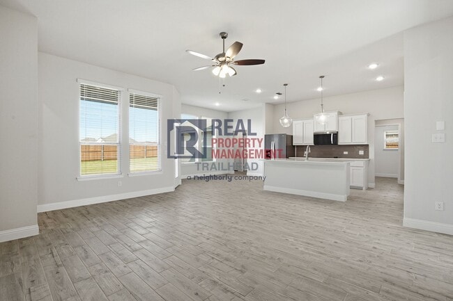 Building Photo - Refined 3-Bedroom Single-Story Home with Versatile Layout