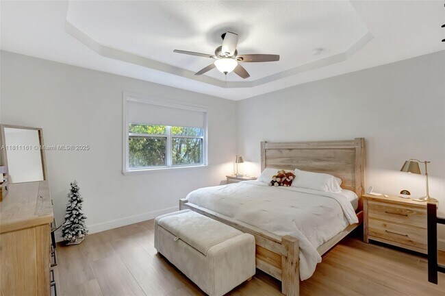 Building Photo - 4413 NW 97th Pl