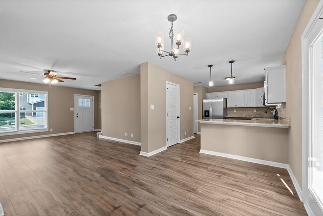 Building Photo - 3 Bedroom Home for Rent!