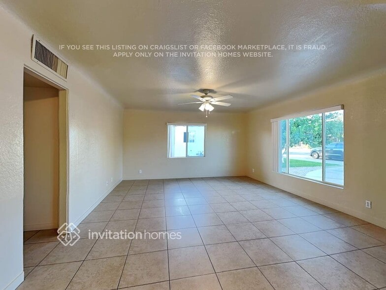 Building Photo - 527 W 1st St