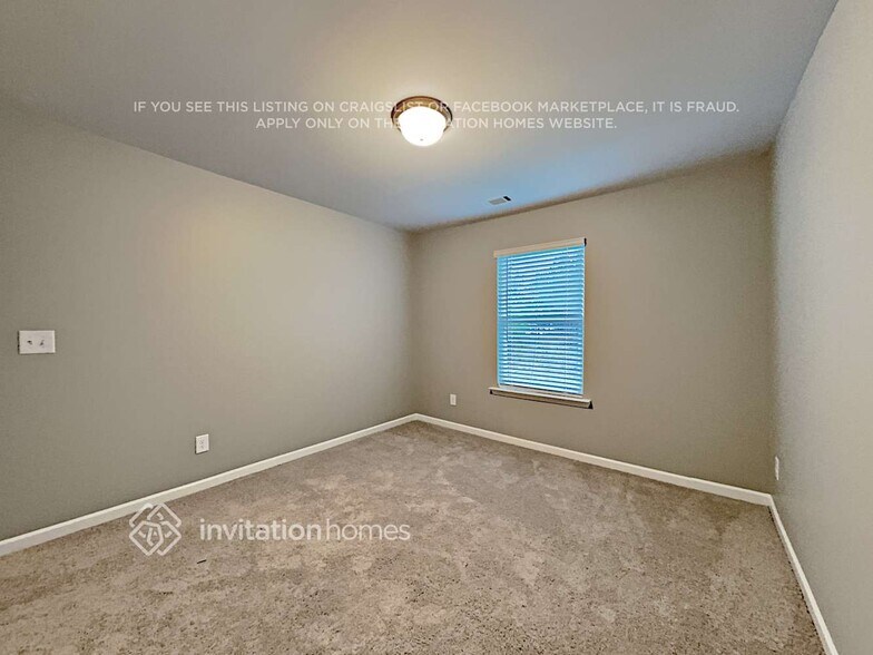 Building Photo - 26 Lantana Crossing