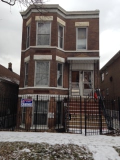 Building Photo - 1924 W 34th Pl