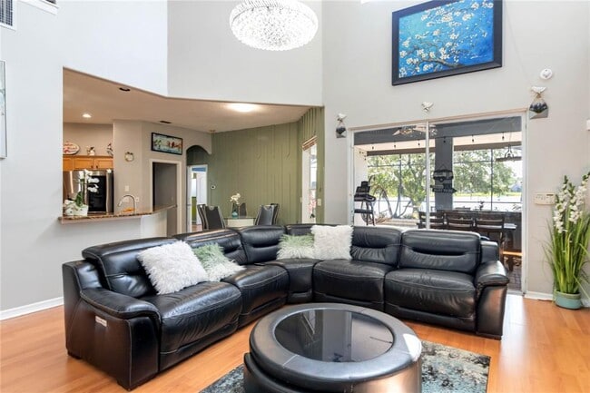 Building Photo - 12134 Shadowbrook Ln