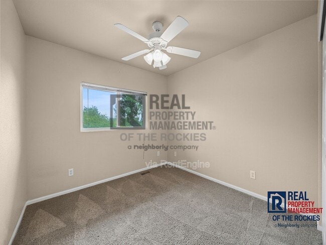 Building Photo - 2702 Rigden Pkwy