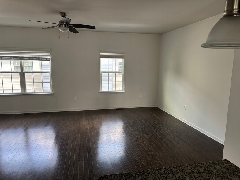 Building Photo - 2803 Wheatland Station Way