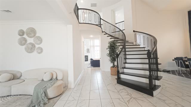 Building Photo - 412 Wild Peach