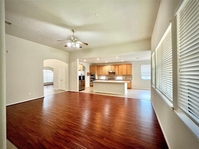 Building Photo - 6718 Glenkirk Pl