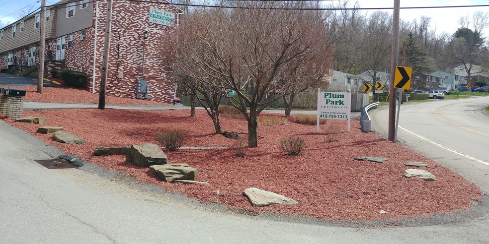 ENTRANCE - Plum Park Apartments