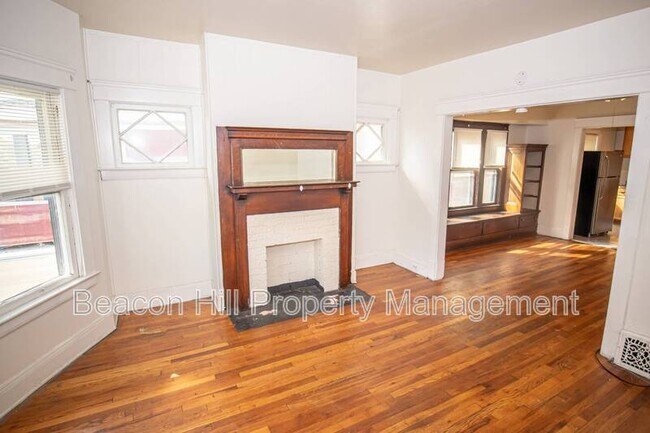 Building Photo - 14015 Idarose Ave