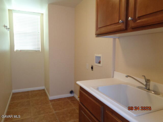 Building Photo - 42308 Klamath Ln