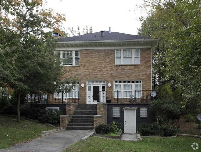 Building Photo - 1150 NE Blue Ridge Ave