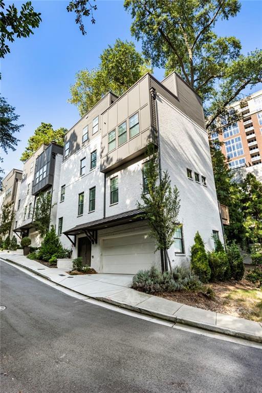 Building Photo - 1819 Huntington Hills Ln NW