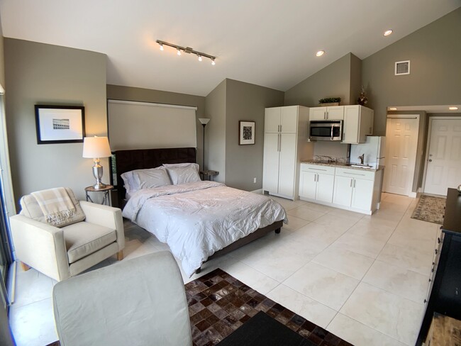 Building Photo - 11863 Wimbledon Cir