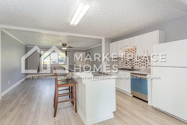 Building Photo - 414 Hilltop Dr