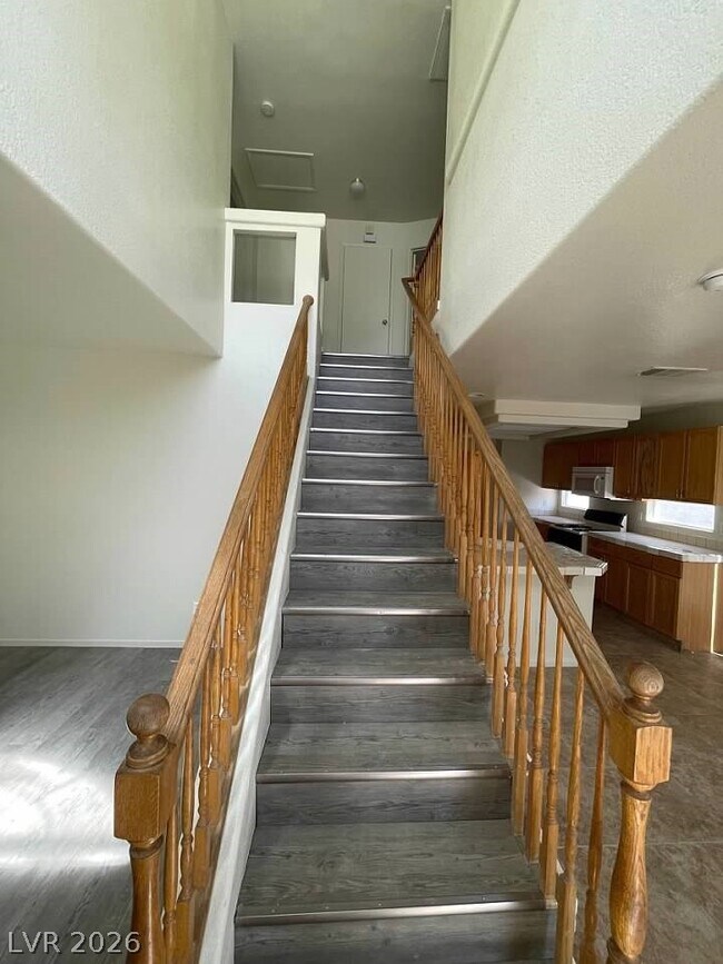 Building Photo - 8829 Cornwall Glen Ave