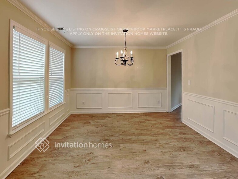 Building Photo - 4169 Kenwood Trail