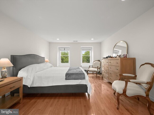 Building Photo - 7704 Zulima Ct