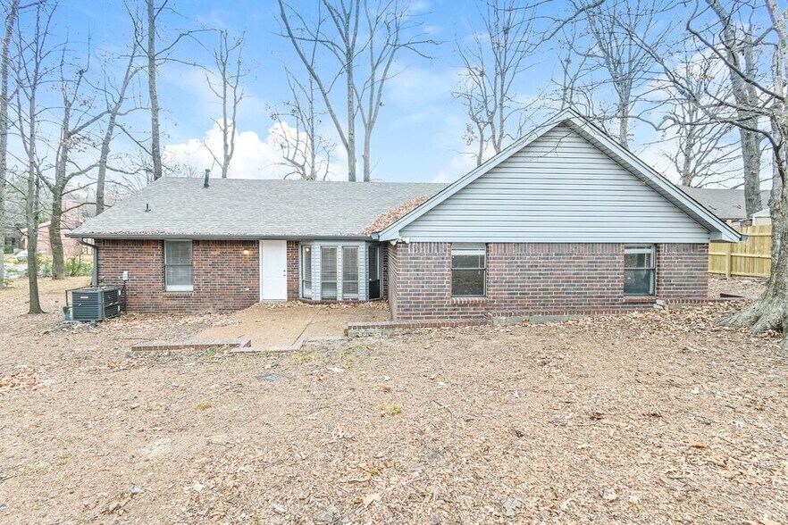 Building Photo - 5481 Raleigh Lagrange Rd