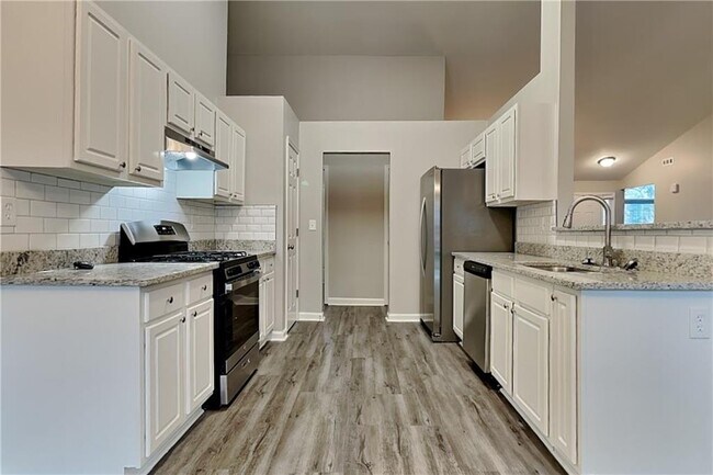 Building Photo - 3960 Brushy Wood Dr