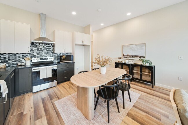 Building Photo - 1861 Zeta Way