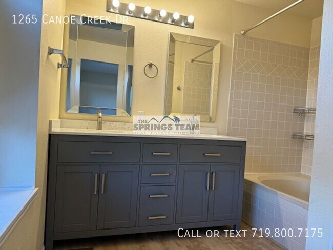 Building Photo - 1265 Canoe Creek Dr N