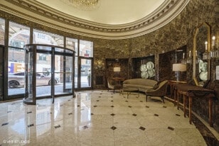 Building Photo - 10 E Ontario St