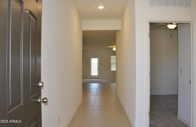 Building Photo - 10354 N 156th Ave